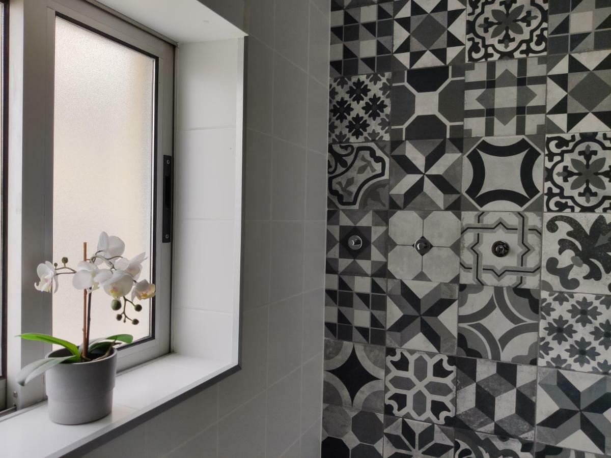 Center • Collection By Perpetual Relax